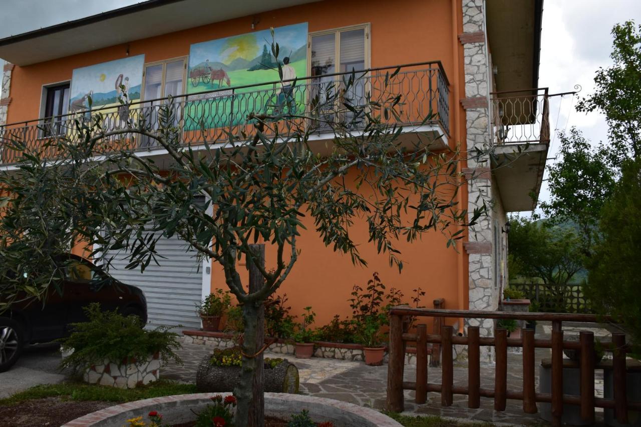 B&B Nel Verde Montesano sulla Marcellana 외부 사진