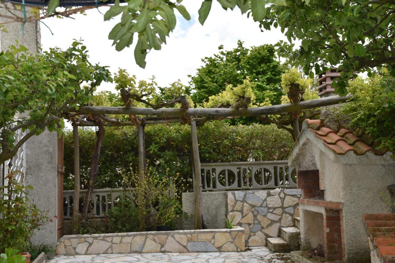B&B Nel Verde Montesano sulla Marcellana 외부 사진